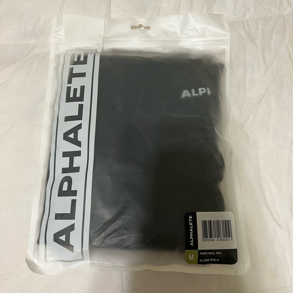 Amplify Leggings in Black